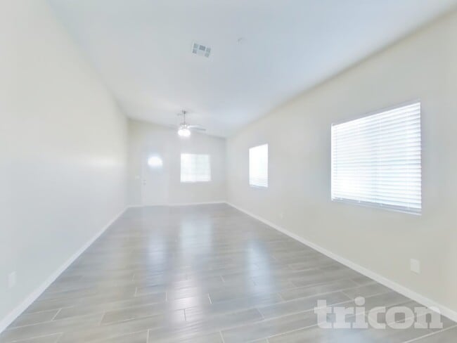 Photo - 4411 S 19th St