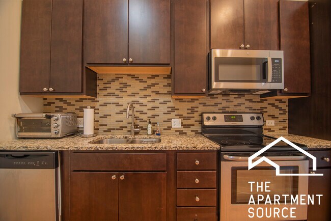 Photo - 3138 S Indiana Ave Unit 206