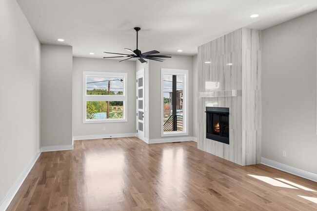 Photo - 2521 W Heiman St