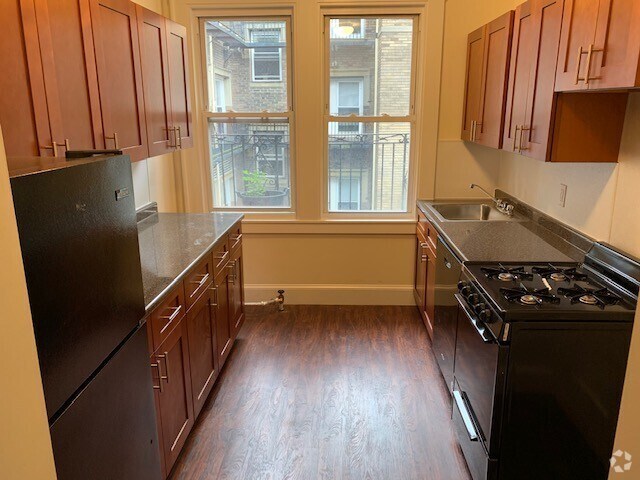 Building Photo - 1625 Commonwealth Ave Rental