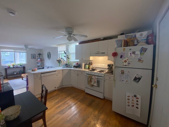 Building Photo - 75 5th St Unit 1 Rental