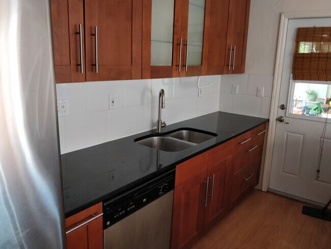 Photo - 720 SE 12th St Apartamentos Unidad B