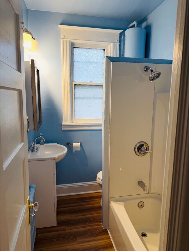 Photo - 6 Barclay St Unit 2nd Floor