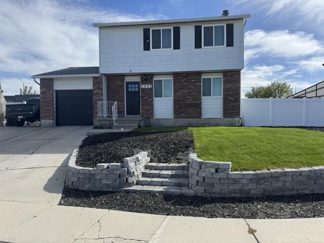 Building Photo - Beautiful Home!!!