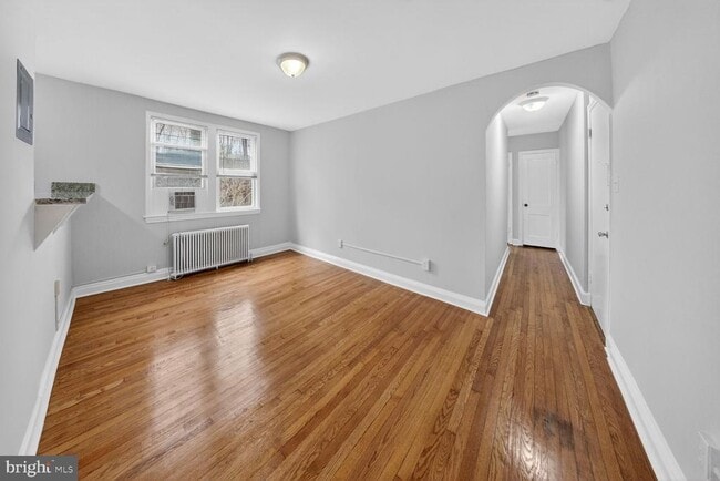 Building Photo - 4703 Ravenswood Rd Unit 25