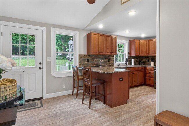 Photo - 1 Abbott Cir