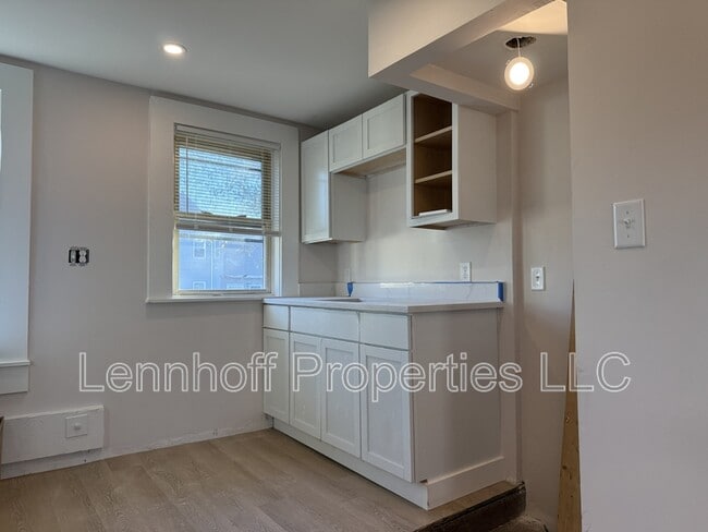 Photo - 31 Hilton St Unit 2