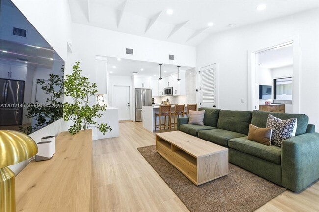 Photo - 1248 SW 32nd St