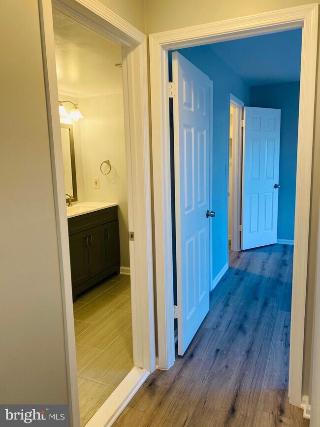 8395 Buttress Ln Condo Unit 302 Condo for Rent in Manassas, VA