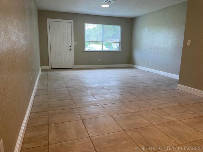 Photo - 5004 Killarney Ave