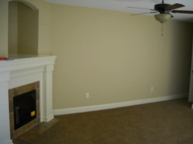 Building Photo - Two bedroom, Two and one-half bath townhou... Rental