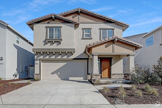 Building Photo - 4 YEARS NEW, FULLY FURNISHED 4 BEDROOM, 2.... Rental
