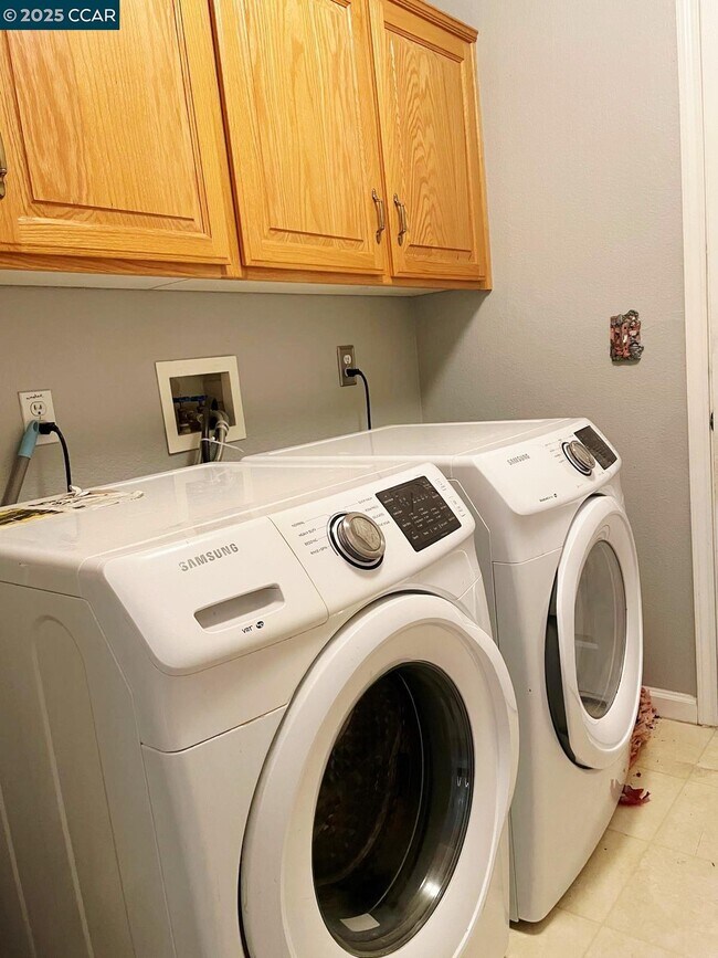 Photo - 5224 Cedar Ridge Way