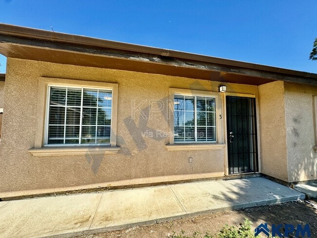 Building Photo - 316 S Gertrude Ave