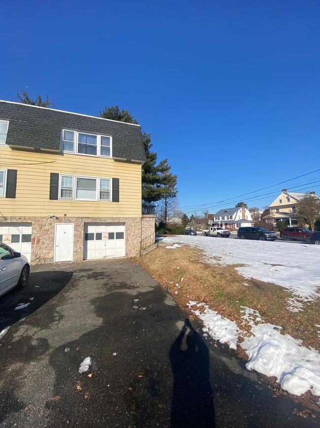 Photo - 5 W Plumstead Ave Unit A