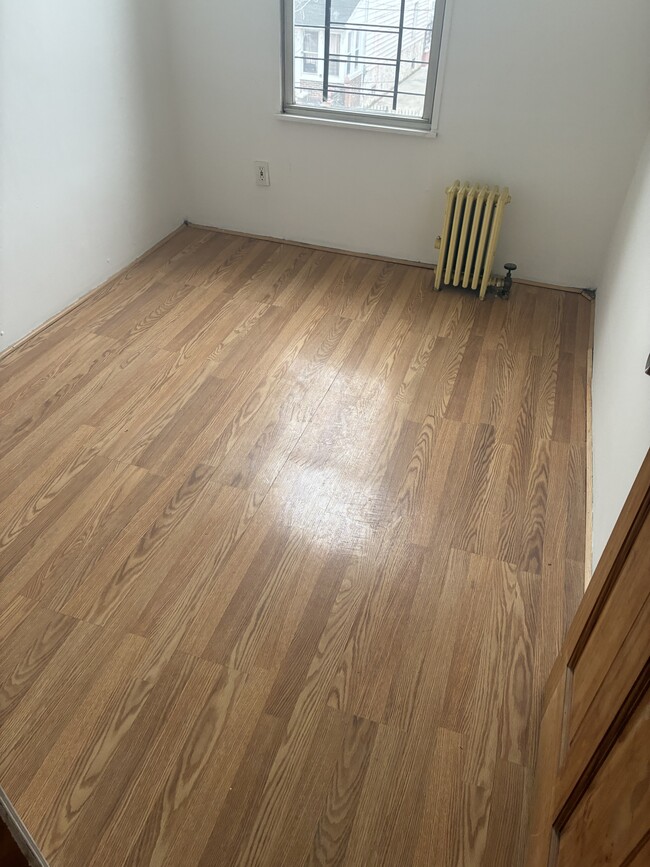 Photo - 8014 95th Ave