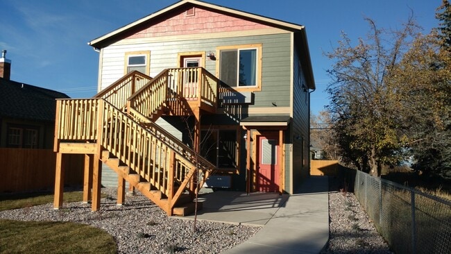 Building Photo - 663 Unit 201