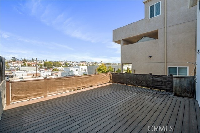 648 Loma Dr
