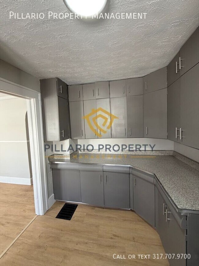 Photo - 711 W 22nd St Unit 1