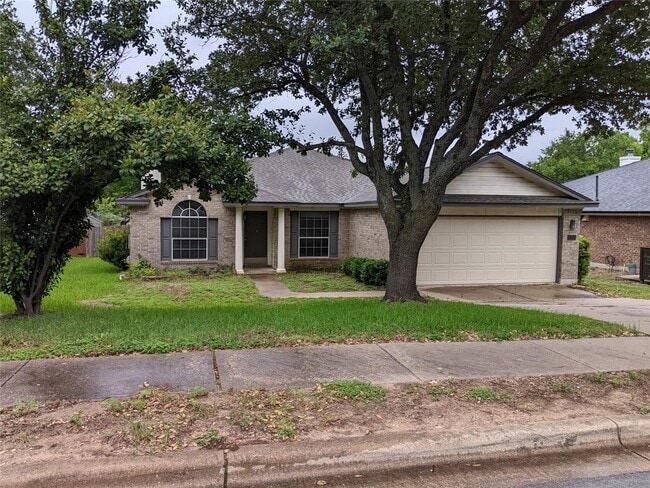 Photo - 1406 Royce Ln Casa