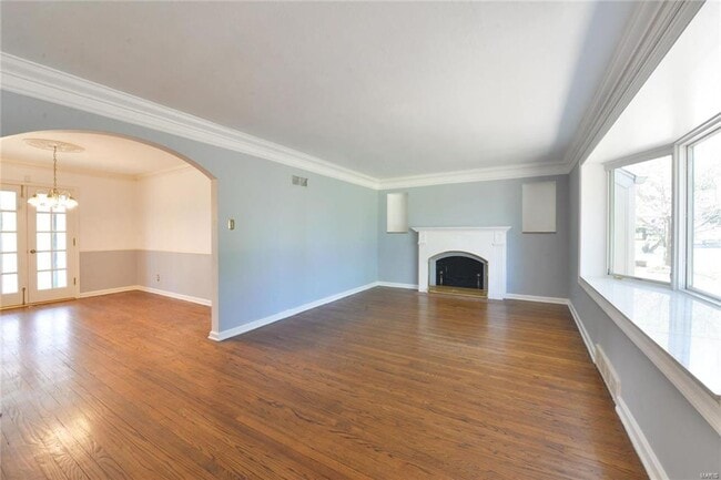 Photo - 4 Girard Dr