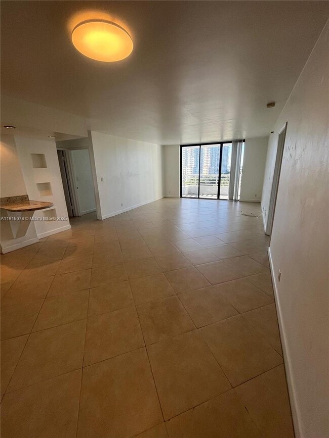 Building Photo - 3300 NE 192 St Unit 1202