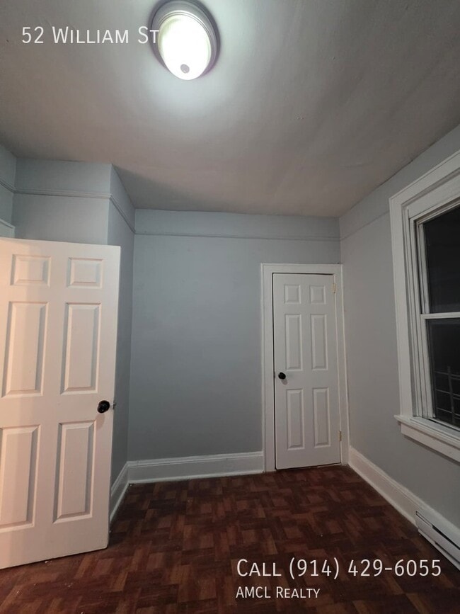 Building Photo - 52 William St Unit 2