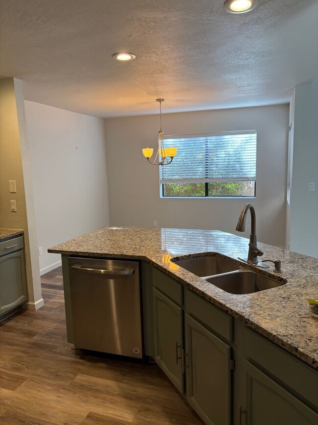 Photo - Unfurnished - 1 Year Rental