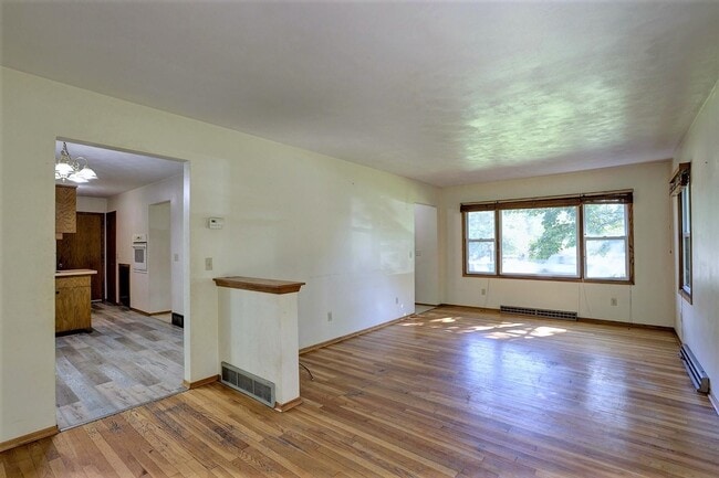 Photo - 6404 Camp Phillips Rd