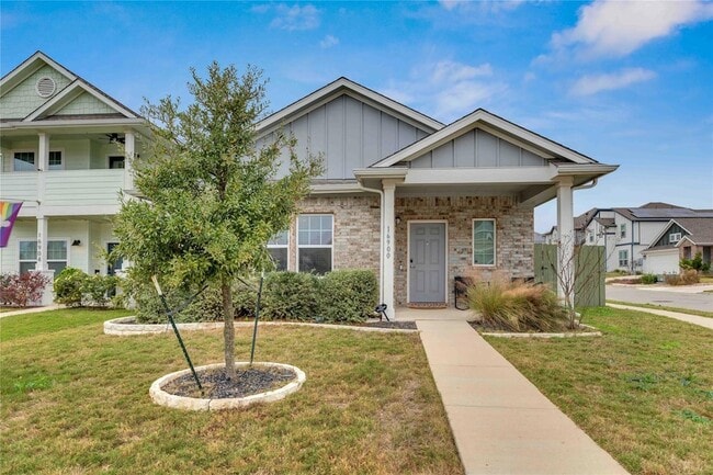 Photo - 16900 Adoro Dr