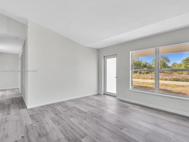 Photo - 2401 East 11th Street