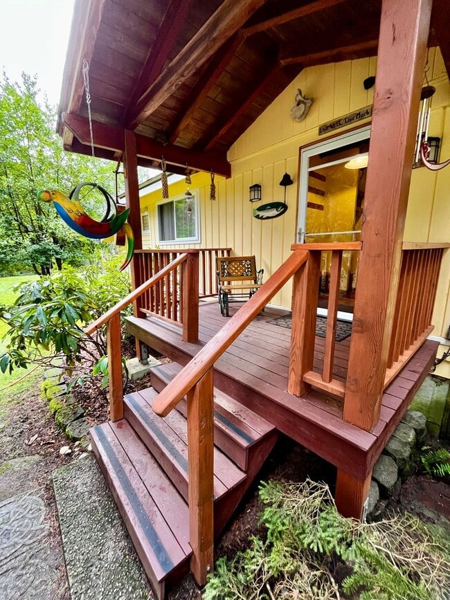 Photo - Well Maintained, Cozy, Furnished, Hansville Home on 3/4 Acre Lot!