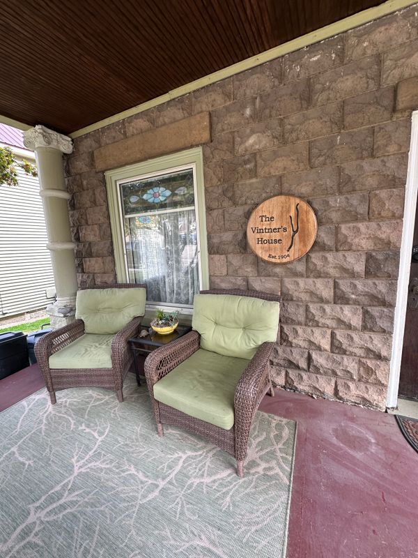 Photo - 83 Shethar St