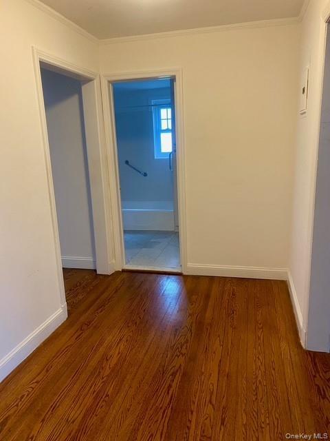 Photo - 49-09 Hanford St Unidad 1R