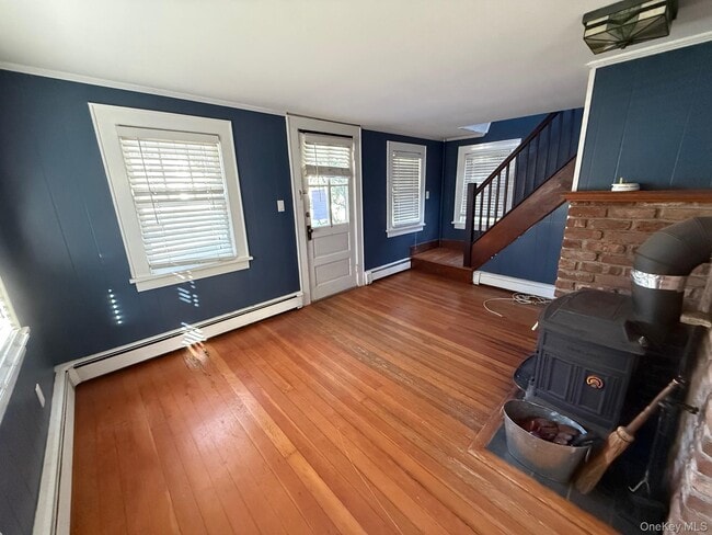 Photo - 182 Maple Hill Rd