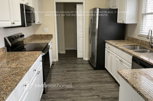 Photo - 938 Leeds Castle Way