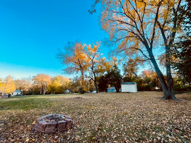 Photo - 1405 E 133rd St Casa