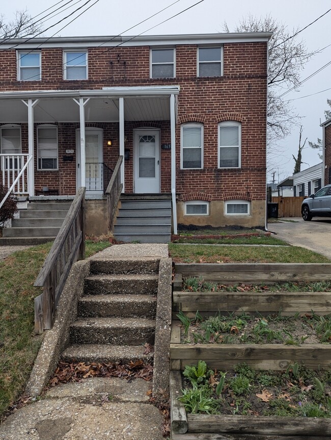 Photo - 1658 Yakona Rd