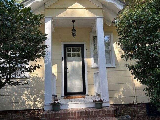 Photo - 801 W Richardson Ave