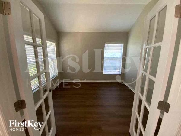 Photo - 2409 Wheeler Groves Dr