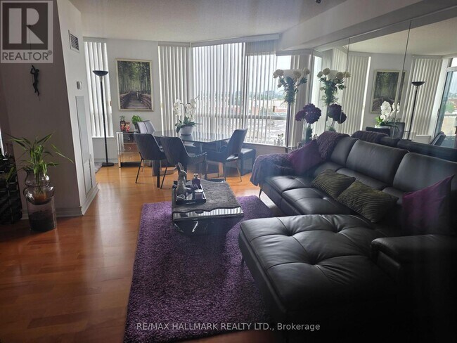 Photo - 9017 Leslie St Unit 611