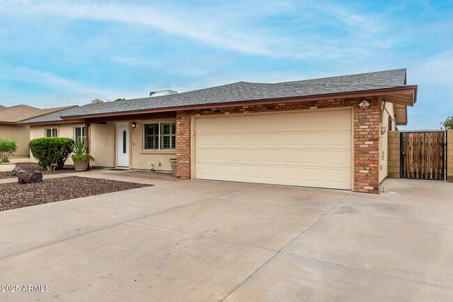 Photo - 11825 S Coconino St
