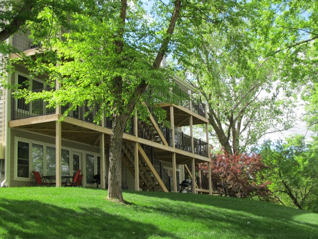 Photo - 1961 Parkwild Dr Unit 132