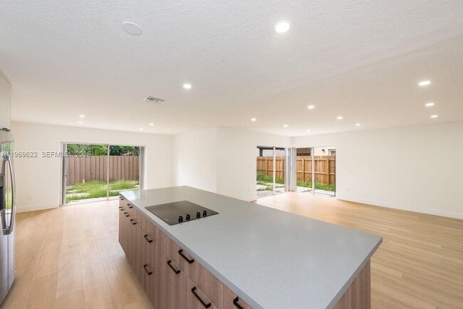 Photo - 13912 SW 103rd Ln