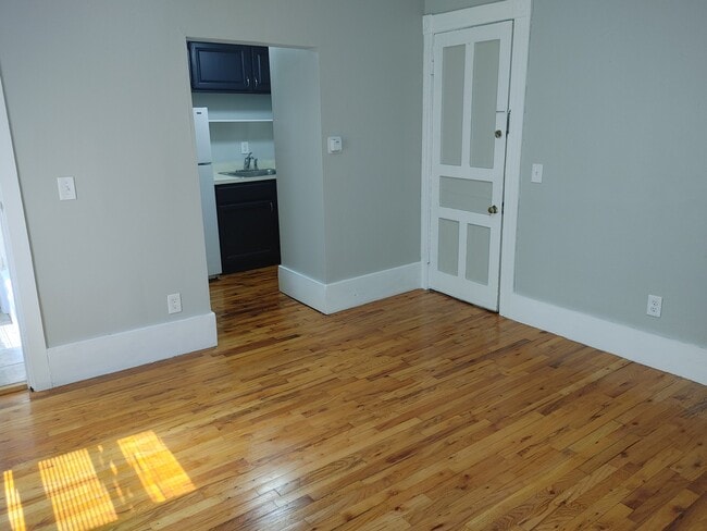 Photo - 14 Oxford St Unit 4