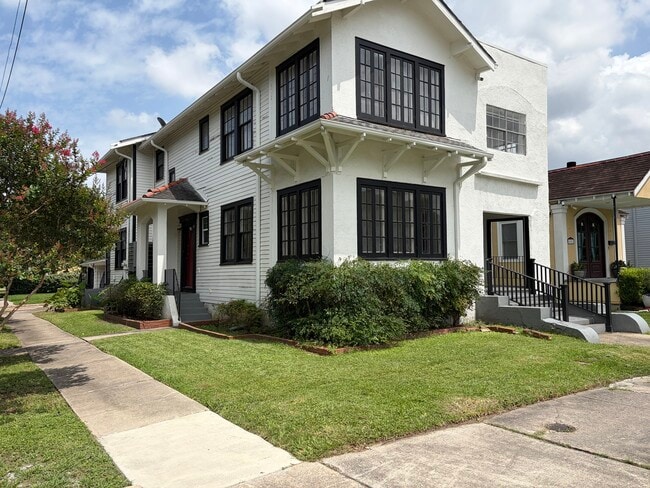Photo - 5653 Canal Blvd