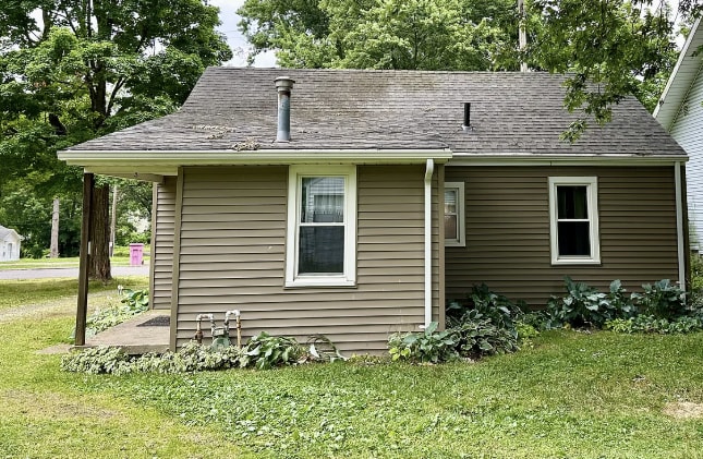 Photo - 71 Rowland Ave