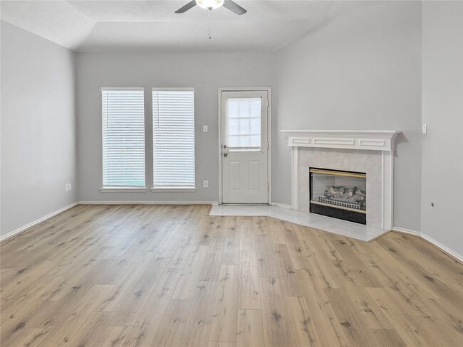 Building Photo - 3402 Pebble Beach Ln Rental