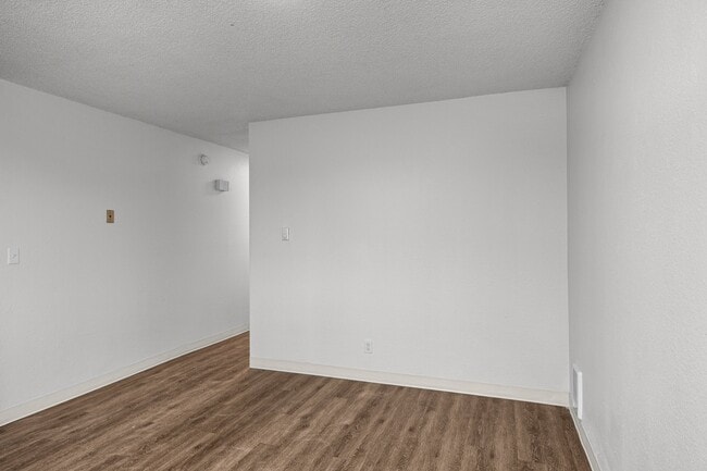 Creekside Apartments