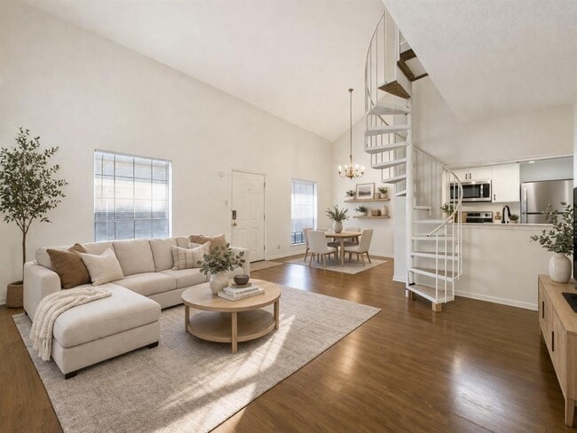 Building Photo - 2401 Leon St Unit 303